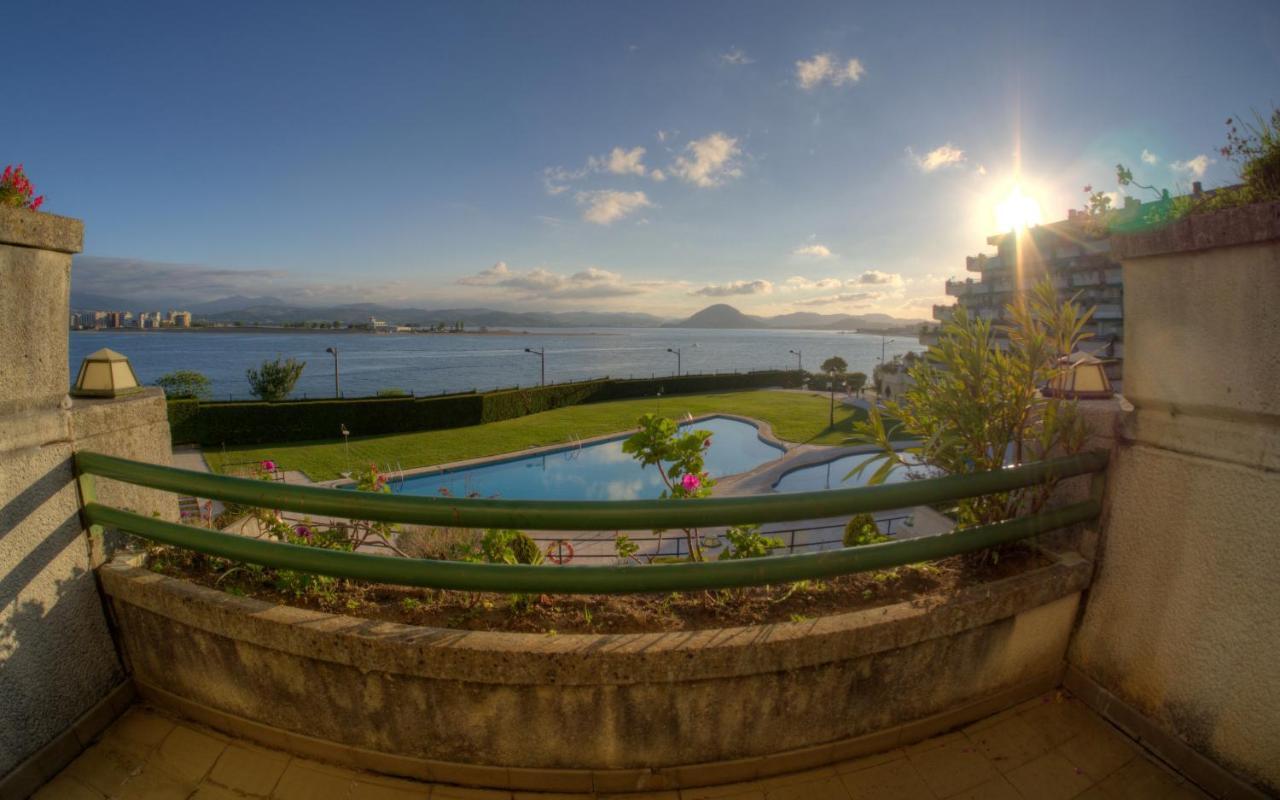 Vistamar. Primera línea. Bahía de Santoña Exterior foto